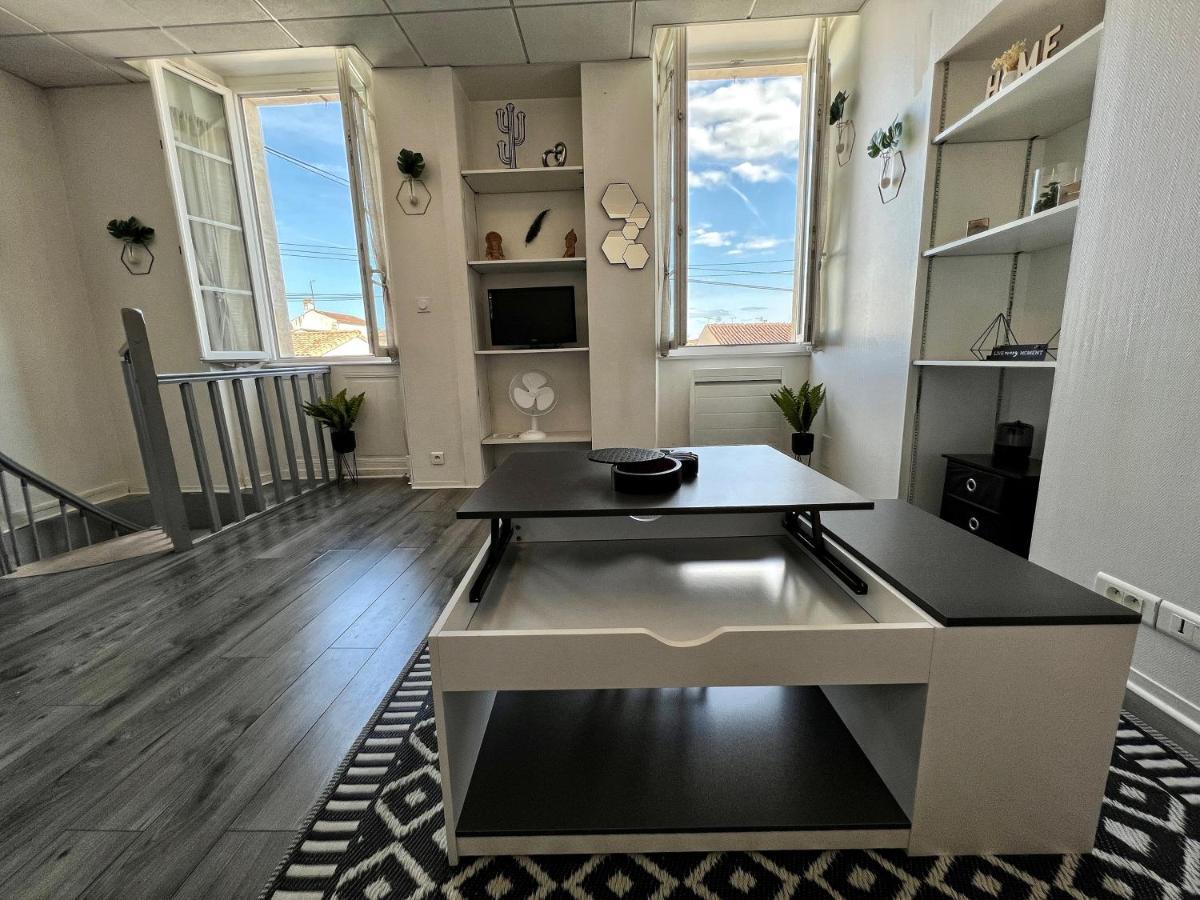 Le Myvi - Wifi - Hyper Centre Cognac Apartment Екстериор снимка
