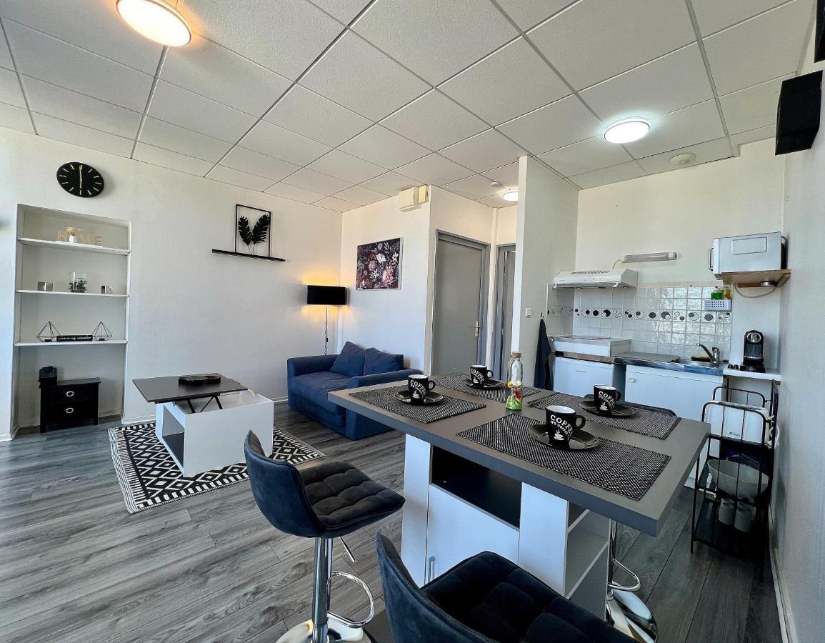 Le Myvi - Wifi - Hyper Centre Cognac Apartment Екстериор снимка